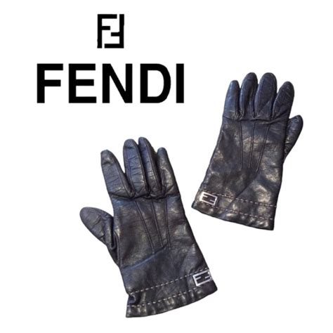 fendi bicolor appliqué gloves